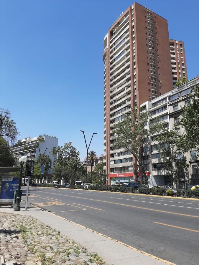 Departamento Amoblado Providencia Appartement Santiago Buitenkant foto